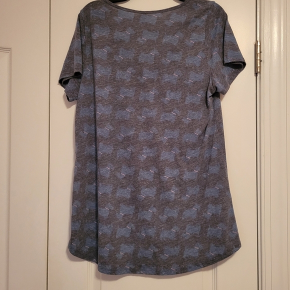 LuLaRoe top - Picture 4 of 4